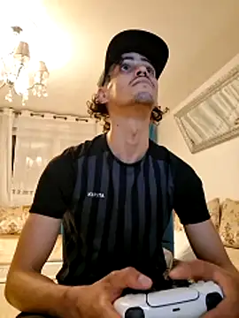 Snapshot of JestingSense chatting on 03-04-26, 08:04 JestingSense online show from 03-04-26, 08:04