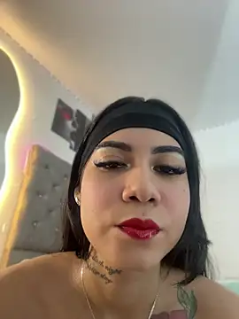 Snapshot of Pamela23x chatting on 05-28-26, 12:35 Pamela23x online show from 05-28-26, 12:35