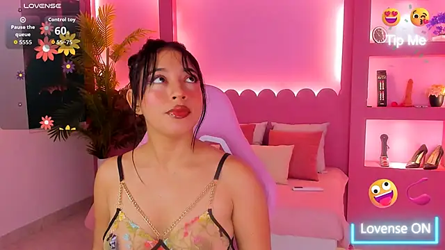 Holy Lux online show from 03-21-26, 01:05