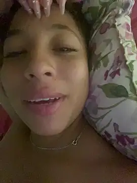 Holy Lux online show from 04-13-26, 03:12