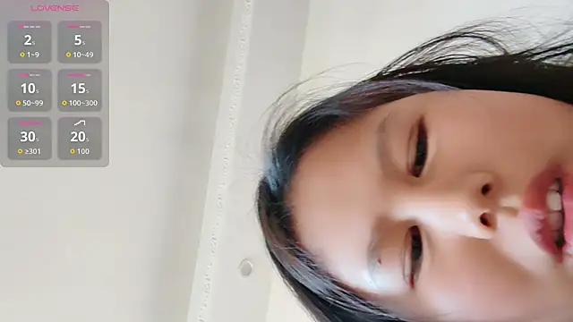 Hannah-33 online show from 03-13-26, 06:42