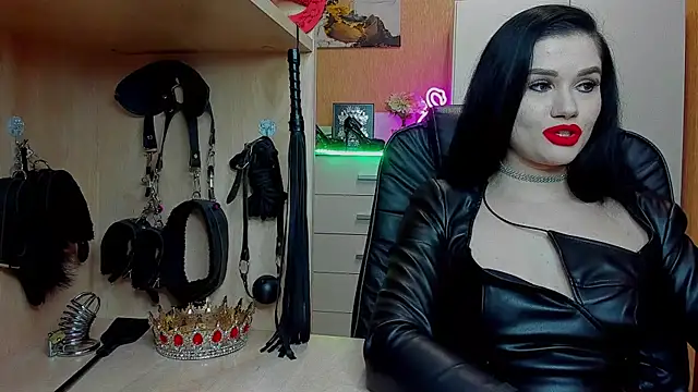 KristiTopxx online show from 04-30-26, 07:53