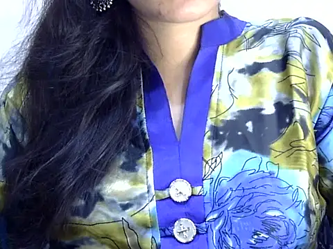 Snapshot of Neha_Sharma2 chatting on 05-03-26, 12:33 Neha Sharma2 online show from 05-03-26, 12:33