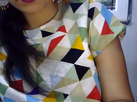Snapshot of Neha_Sharma2 chatting on 05-05-26, 12:57 Neha Sharma2 online show from 05-05-26, 12:57
