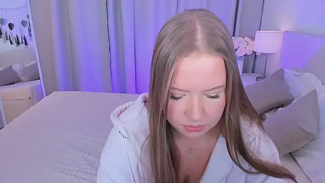 Snapshot of Arya_Thomas chatting on 03-09-26, 09:30 Arya Thomas online show from 03-09-26, 09:30