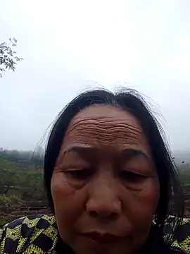 heesuu11 online show from 03-10-26, 01:21