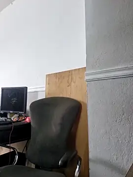 Snapshot of boyp3netrat0r chatting on 03-05-26, 01:18 boyp3netrat0r online show from 03-05-26, 01:18