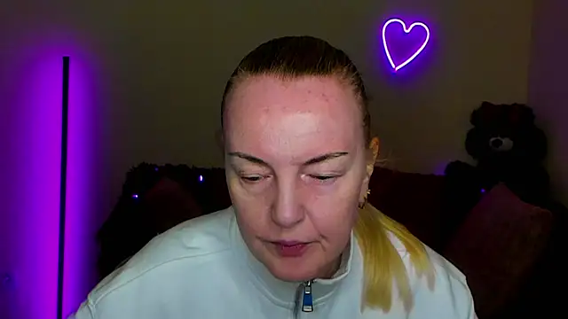 Bella soulmate online show from 04-26-26, 11:30