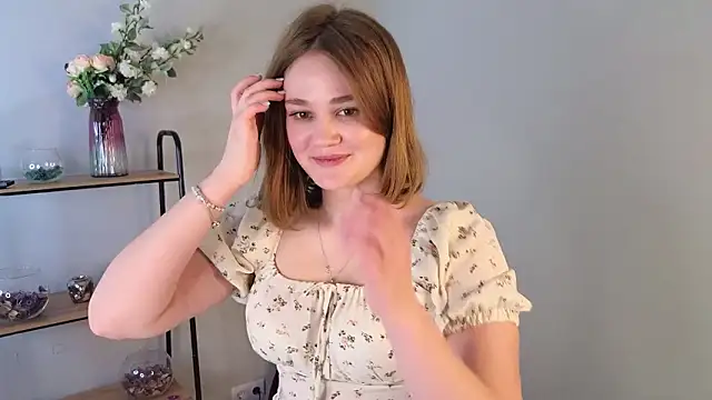 Liana Bert online show from 03-06-26, 01:29