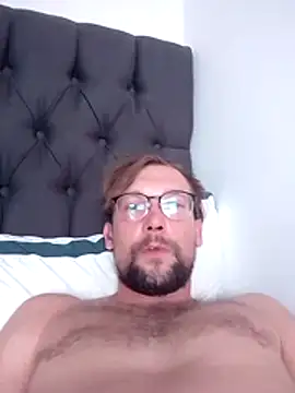 GaryJohnson79 online show from 07-08-26, 10:09