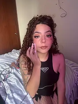 ZoeVixen online show from 04-21-26, 04:01