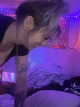 Snapshot of LaurenRae_x chatting on 03-06-26, 10:28 LaurenRae x online show from 03-06-26, 10:28