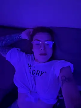 Snapshot of LaurenRae_x chatting on 03-09-26, 01:31 LaurenRae x online show from 03-09-26, 01:31