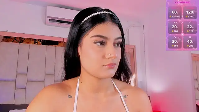 KatherineRuiz  online show from 04-26-26, 12:14