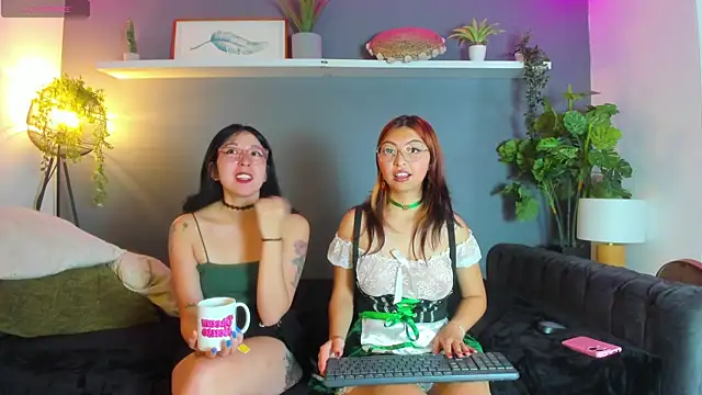 Abigailladyy online show from 04-25-26, 12:08