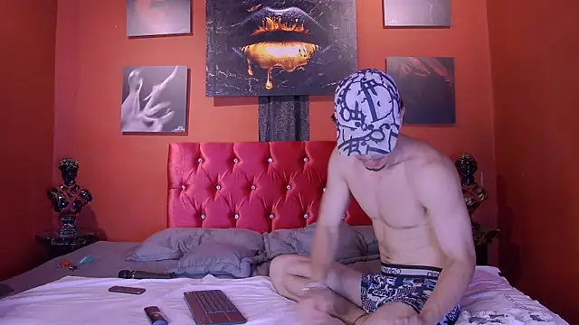 Luna Dante fox online show from 04-28-26, 12:32