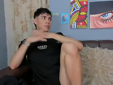 Snapshot of AronTawers chatting on 02-26-26, 09:47 AronTawers online show from 02-26-26, 09:47