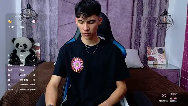 AronTawers online show from 06-10-26, 07:02