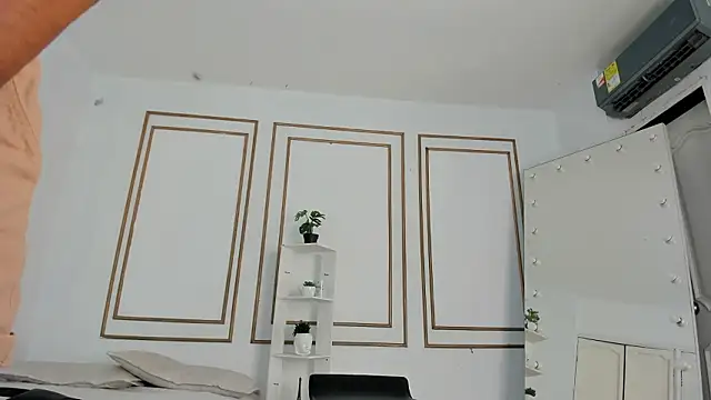 emily gaviria1 online show from 03-15-26, 12:22