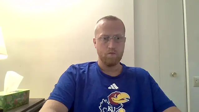 Snapshot of tytheexhibionist chatting on 06-16-26, 02:52 tytheexhibionist online show from 06-16-26, 02:52