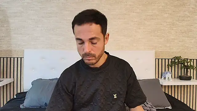 Adams Sanz online show from 04-06-26, 07:04