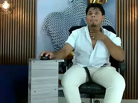 Snapshot of jacobxhott chatting on 03-06-26, 03:14 jacobxhott online show from 03-06-26, 03:14