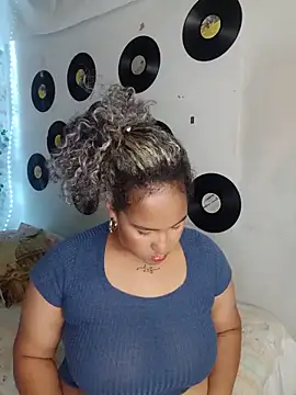 medusafox  online show from 04-28-26, 04:28