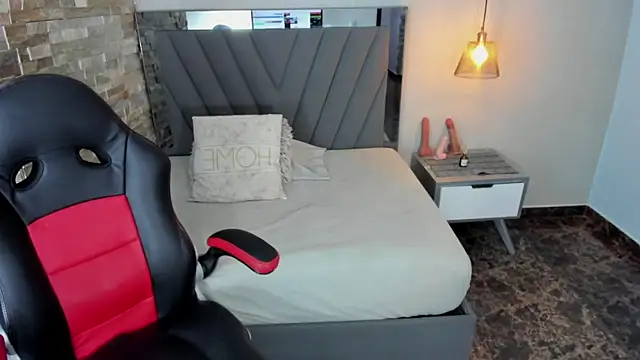 LUCIA KHAN online show from 03-11-26, 07:20