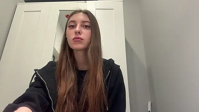 Snapshot of selena_favn chatting on 03-05-26, 02:07 selena favn online show from 03-05-26, 02:07