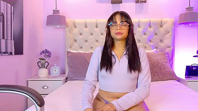 Snapshot of PamelaScot chatting on 02-26-26, 01:59 PamelaScot online show from 02-26-26, 01:59