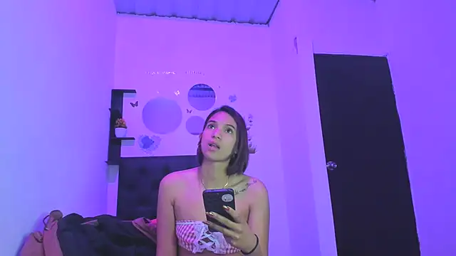 sapphire brown20 online show from 04-28-26, 02:27