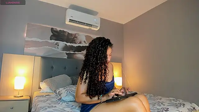 Snapshot of JeiLovee chatting on 05-22-26, 11:27 JeiLovee online show from 05-22-26, 11:27