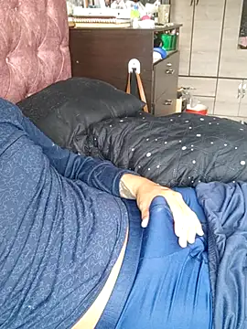 Andcas041 online show from 04-24-26, 03:58