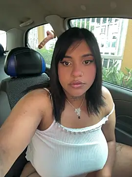 Nahomy firee online show from 03-04-26, 06:58