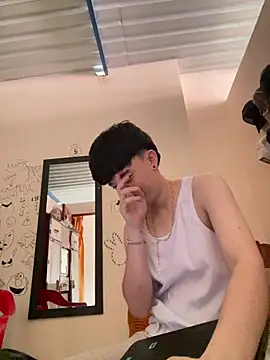 Snapshot of Tomnico_19 chatting on 05-07-26, 02:33 Tomnico 19 online show from 05-07-26, 02:33