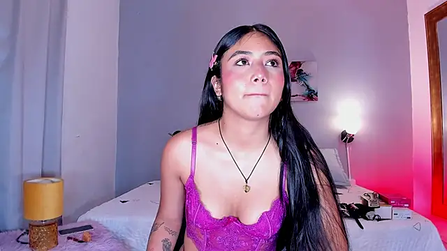 KimTaylorW online show from 04-18-26, 08:20