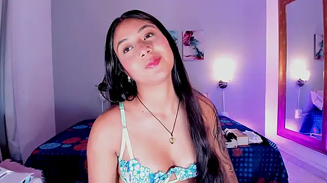 Snapshot of KimTaylorW chatting on 06-06-26, 02:49 KimTaylorW online show from 06-06-26, 02:49