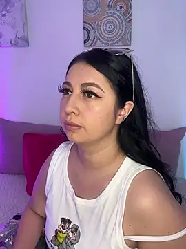 Snapshot of Ashleeyprincess01 chatting on 03-13-26, 11:33 Ashleeyprincess01 online show from 03-13-26, 11:33