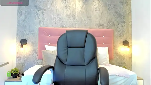 RomaBellanova online show from 04-25-26, 08:28