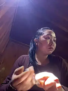 Snapshot of Vena-beauty chatting on 03-15-26, 12:22 Vena-beauty online show from 03-15-26, 12:22