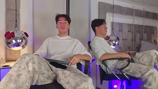 Austin Reedss online show from 04-04-26, 02:14