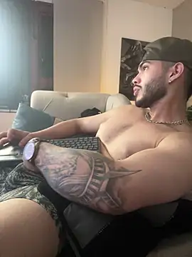 Snapshot of Vincentblack chatting on 06-07-26, 02:05 Vincentblack online show from 06-07-26, 02:05