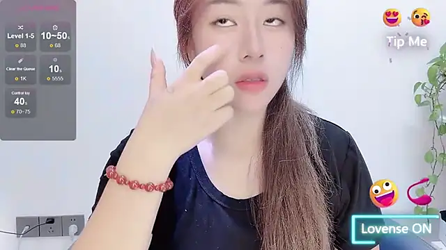 Baixi-01 online show from 04-26-26, 04:32