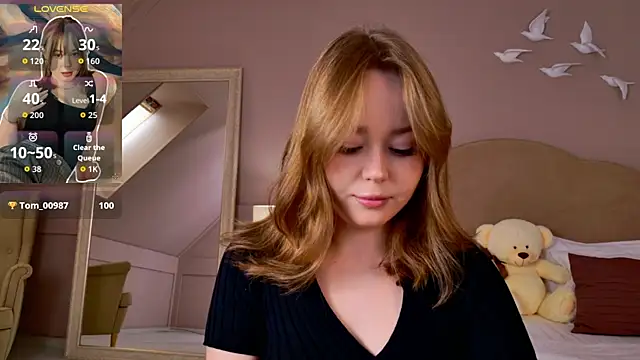 ElaraVance online show from 05-07-26, 05:02