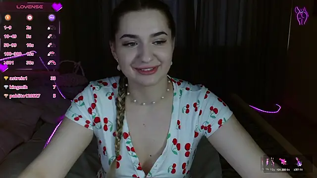 Snapshot of Smi1eF1ower chatting on 03-10-26, 01:16 Smi1eF1ower online show from 03-10-26, 01:16