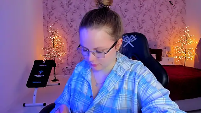 AngellaRud online show from 03-13-26, 11:17