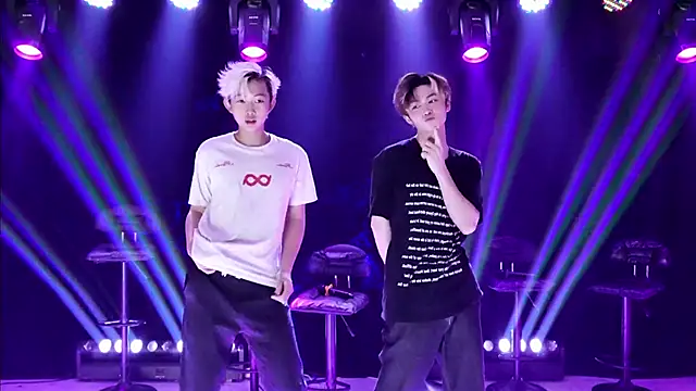 AOA-boy online show from 04-15-26, 01:23