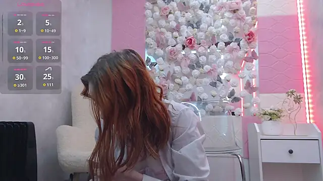 EmberLuna  online show from 04-20-26, 04:04