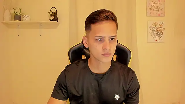 sexy andres01 online show from 06-03-26, 02:19