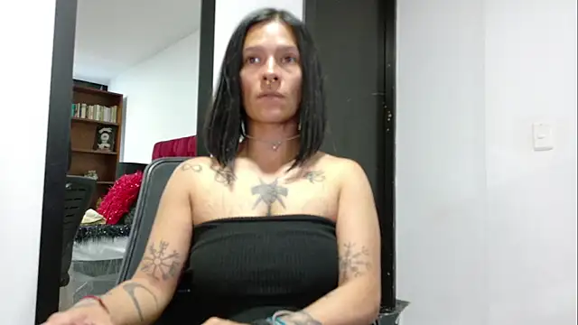 Amelie Blake online show from 07-12-26, 03:58
